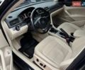 Черный Фольксваген Пассат, объемом двигателя 1.8 л и пробегом 229 тыс. км за 9500 $, фото 10 на Automoto.ua