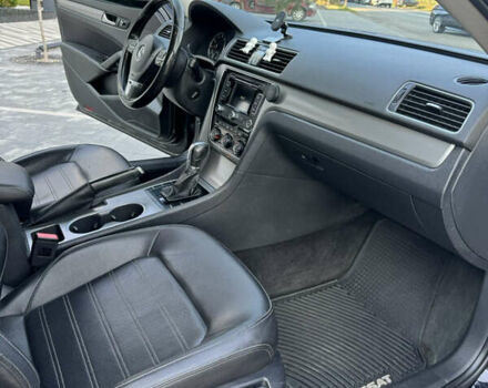 Черный Фольксваген Пассат, объемом двигателя 1.8 л и пробегом 230 тыс. км за 12700 $, фото 21 на Automoto.ua