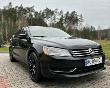 Черный Фольксваген Пассат, объемом двигателя 1.8 л и пробегом 247 тыс. км за 11000 $, фото 6 на Automoto.ua