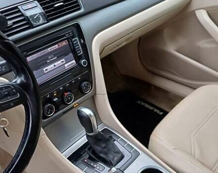 Чорний Фольксваген Пассат, об'ємом двигуна 1.97 л та пробігом 256 тис. км за 10500 $, фото 15 на Automoto.ua