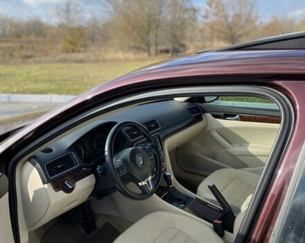 Чорний Фольксваген Пассат, об'ємом двигуна 2 л та пробігом 240 тис. км за 8799 $, фото 6 на Automoto.ua