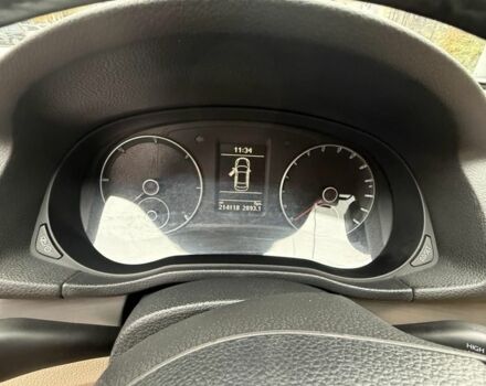 Чорний Фольксваген Пассат, об'ємом двигуна 2 л та пробігом 214 тис. км за 12500 $, фото 5 на Automoto.ua