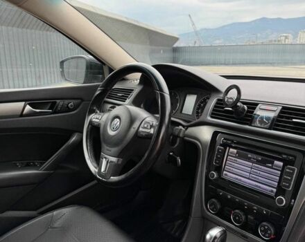 Чорний Фольксваген Пассат, об'ємом двигуна 2 л та пробігом 215 тис. км за 6900 $, фото 3 на Automoto.ua