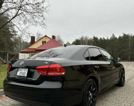 Черный Фольксваген Пассат, объемом двигателя 1.8 л и пробегом 247 тыс. км за 11000 $, фото 4 на Automoto.ua