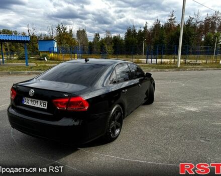 Черный Фольксваген Пассат, объемом двигателя 1.8 л и пробегом 200 тыс. км за 10000 $, фото 6 на Automoto.ua