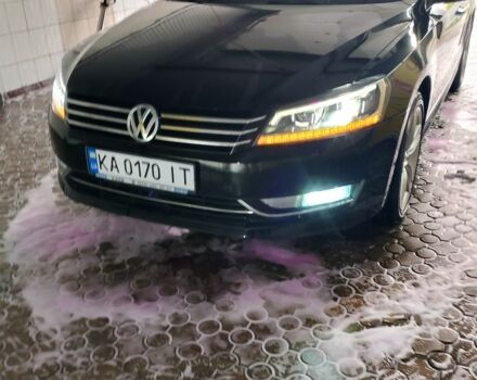 Черный Фольксваген Пассат, объемом двигателя 2 л и пробегом 180 тыс. км за 10599 $, фото 3 на Automoto.ua