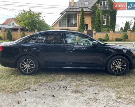 Черный Фольксваген Пассат, объемом двигателя 1.8 л и пробегом 105 тыс. км за 11500 $, фото 1 на Automoto.ua