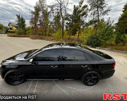 Черный Фольксваген Пассат, объемом двигателя 1.8 л и пробегом 200 тыс. км за 10000 $, фото 4 на Automoto.ua