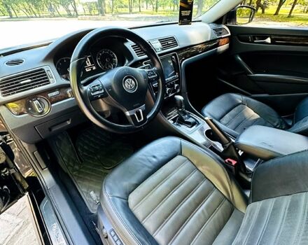 Черный Фольксваген Пассат, объемом двигателя 1.8 л и пробегом 227 тыс. км за 11999 $, фото 5 на Automoto.ua