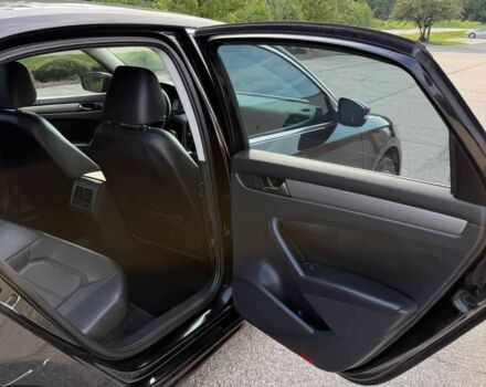 Черный Фольксваген Пассат, объемом двигателя 1.8 л и пробегом 85 тыс. км за 2000 $, фото 11 на Automoto.ua