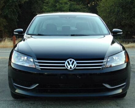 Черный Фольксваген Пассат, объемом двигателя 1.8 л и пробегом 88 тыс. км за 2000 $, фото 1 на Automoto.ua