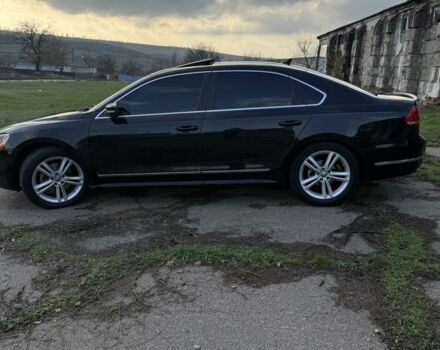 Черный Фольксваген Пассат, объемом двигателя 1.8 л и пробегом 293 тыс. км за 12500 $, фото 4 на Automoto.ua