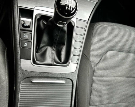 Чорний Фольксваген Пассат, об'ємом двигуна 1.6 л та пробігом 262 тис. км за 11300 $, фото 17 на Automoto.ua