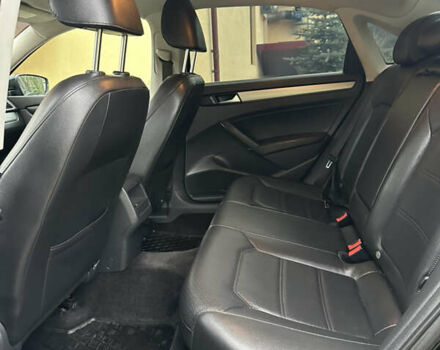 Черный Фольксваген Пассат, объемом двигателя 1.8 л и пробегом 247 тыс. км за 11000 $, фото 19 на Automoto.ua