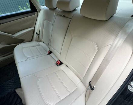 Чорний Фольксваген Пассат, об'ємом двигуна 1.97 л та пробігом 170 тис. км за 13000 $, фото 10 на Automoto.ua