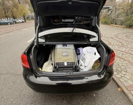 Чорний Фольксваген Пассат, об'ємом двигуна 2 л та пробігом 214 тис. км за 12500 $, фото 6 на Automoto.ua