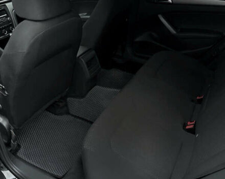 Черный Фольксваген Пассат, объемом двигателя 1.8 л и пробегом 249 тыс. км за 8999 $, фото 7 на Automoto.ua