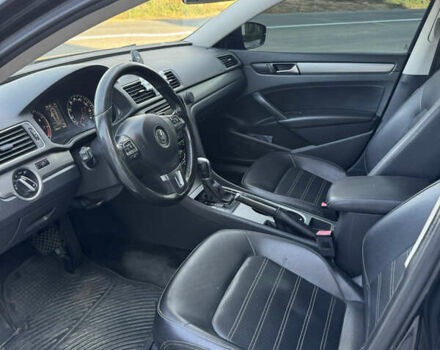 Черный Фольксваген Пассат, объемом двигателя 1.8 л и пробегом 230 тыс. км за 12700 $, фото 20 на Automoto.ua