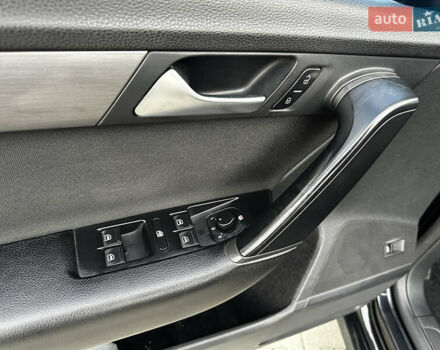 Черный Фольксваген Пассат, объемом двигателя 2 л и пробегом 318 тыс. км за 10900 $, фото 14 на Automoto.ua