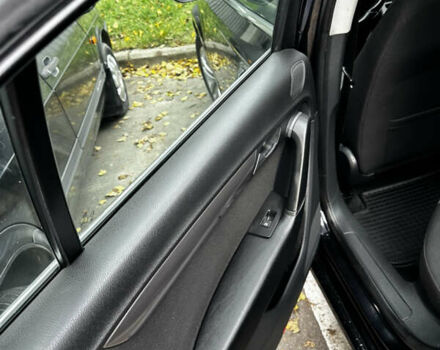 Чорний Фольксваген Пассат, об'ємом двигуна 1.6 л та пробігом 262 тис. км за 11300 $, фото 13 на Automoto.ua