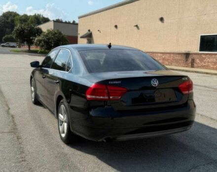 Черный Фольксваген Пассат, объемом двигателя 1.8 л и пробегом 85 тыс. км за 2000 $, фото 4 на Automoto.ua