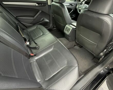 Черный Фольксваген Пассат, объемом двигателя 2 л и пробегом 265 тыс. км за 10500 $, фото 17 на Automoto.ua