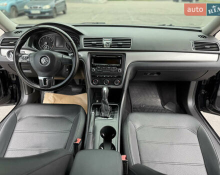 Чорний Фольксваген Пассат, об'ємом двигуна 1.8 л та пробігом 235 тис. км за 8999 $, фото 16 на Automoto.ua