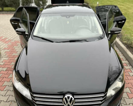 Черный Фольксваген Пассат, объемом двигателя 1.8 л и пробегом 247 тыс. км за 11000 $, фото 8 на Automoto.ua