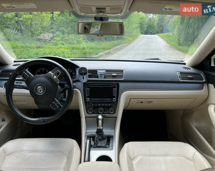 Чорний Фольксваген Пассат, об'ємом двигуна 1.97 л та пробігом 170 тис. км за 13000 $, фото 14 на Automoto.ua