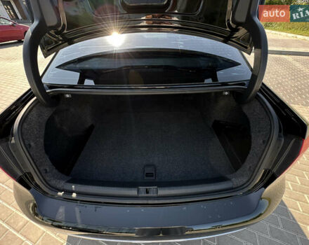 Черный Фольксваген Пассат, объемом двигателя 2 л и пробегом 283 тыс. км за 12750 $, фото 8 на Automoto.ua