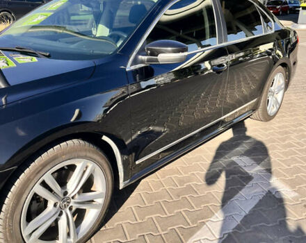 Черный Фольксваген Пассат, объемом двигателя 1.8 л и пробегом 211 тыс. км за 10500 $, фото 4 на Automoto.ua