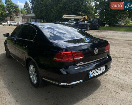 Черный Фольксваген Пассат, объемом двигателя 1.6 л и пробегом 240 тыс. км за 12500 $, фото 8 на Automoto.ua
