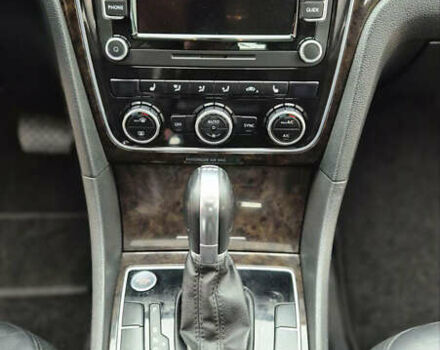 Черный Фольксваген Пассат, объемом двигателя 2 л и пробегом 214 тыс. км за 11800 $, фото 12 на Automoto.ua