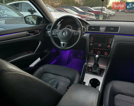 Чорний Фольксваген Пассат, об'ємом двигуна 1.8 л та пробігом 184 тис. км за 11000 $, фото 22 на Automoto.ua