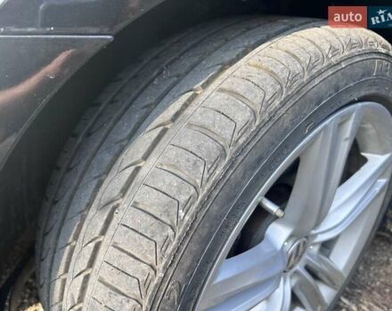 Чорний Фольксваген Пассат, об'ємом двигуна 2 л та пробігом 150 тис. км за 12500 $, фото 22 на Automoto.ua