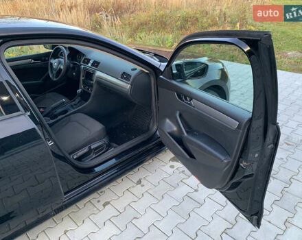 Черный Фольксваген Пассат, объемом двигателя 1.8 л и пробегом 150 тыс. км за 7750 $, фото 30 на Automoto.ua