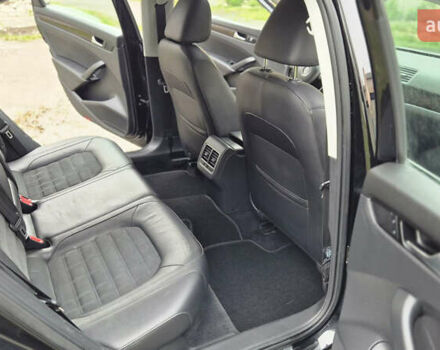 Черный Фольксваген Пассат, объемом двигателя 2 л и пробегом 214 тыс. км за 11800 $, фото 16 на Automoto.ua