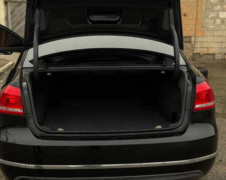 Чорний Фольксваген Пассат, об'ємом двигуна 1.97 л та пробігом 240 тис. км за 11700 $, фото 4 на Automoto.ua