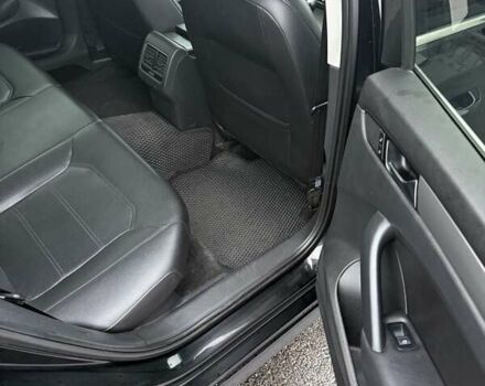 Черный Фольксваген Пассат, объемом двигателя 1.97 л и пробегом 265 тыс. км за 10300 $, фото 10 на Automoto.ua