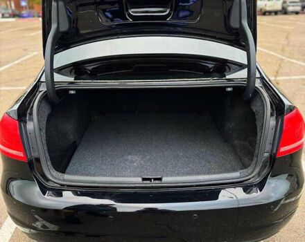 Черный Фольксваген Пассат, объемом двигателя 1.8 л и пробегом 249 тыс. км за 8999 $, фото 5 на Automoto.ua