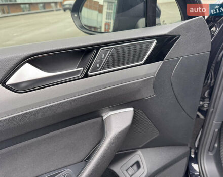 Чорний Фольксваген Пассат, об'ємом двигуна 1.6 л та пробігом 225 тис. км за 14000 $, фото 15 на Automoto.ua