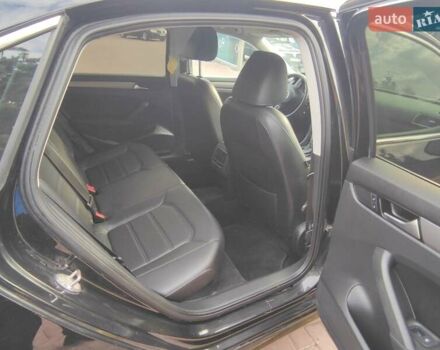 Чорний Фольксваген Пассат, об'ємом двигуна 2 л та пробігом 150 тис. км за 13599 $, фото 10 на Automoto.ua