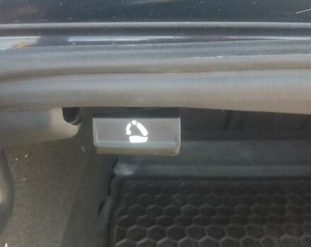 Черный Фольксваген Пассат, объемом двигателя 1.6 л и пробегом 280 тыс. км за 17800 $, фото 12 на Automoto.ua