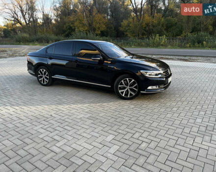 Черный Фольксваген Пассат, объемом двигателя 1.97 л и пробегом 270 тыс. км за 17500 $, фото 4 на Automoto.ua