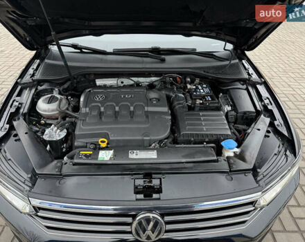 Черный Фольксваген Пассат, объемом двигателя 1.97 л и пробегом 237 тыс. км за 16700 $, фото 14 на Automoto.ua