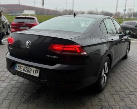 Черный Фольксваген Пассат, объемом двигателя 1.6 л и пробегом 345 тыс. км за 9700 $, фото 3 на Automoto.ua