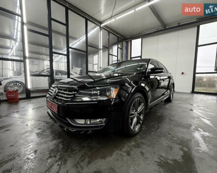 Чорний Фольксваген Пассат, об'ємом двигуна 2 л та пробігом 300 тис. км за 12999 $, фото 2 на Automoto.ua