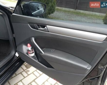 Черный Фольксваген Пассат, объемом двигателя 1.8 л и пробегом 110 тыс. км за 12000 $, фото 6 на Automoto.ua