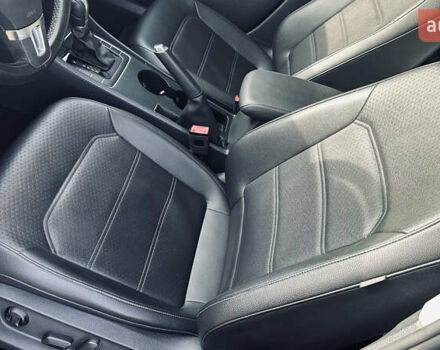 Черный Фольксваген Пассат, объемом двигателя 1.8 л и пробегом 103 тыс. км за 10999 $, фото 12 на Automoto.ua