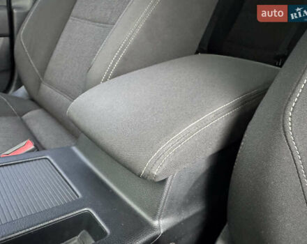 Черный Фольксваген Пассат, объемом двигателя 2 л и пробегом 239 тыс. км за 15300 $, фото 40 на Automoto.ua